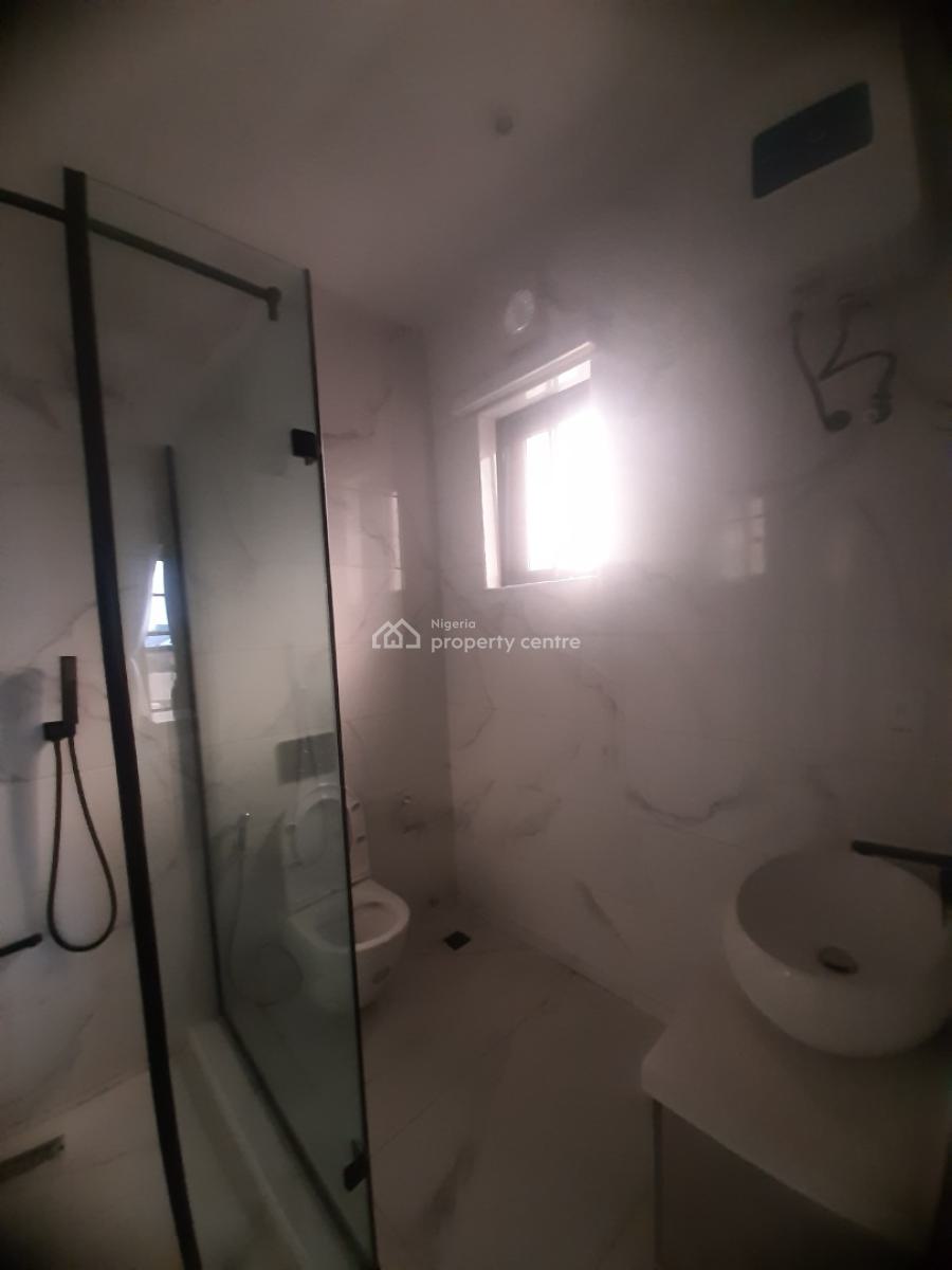 Brand New and Tastefully Furnished and Serviced 2 Bedroom En-suite Fla, Lekki Phase 1, Lekki, Lagos, Flat / Apartment for Rent