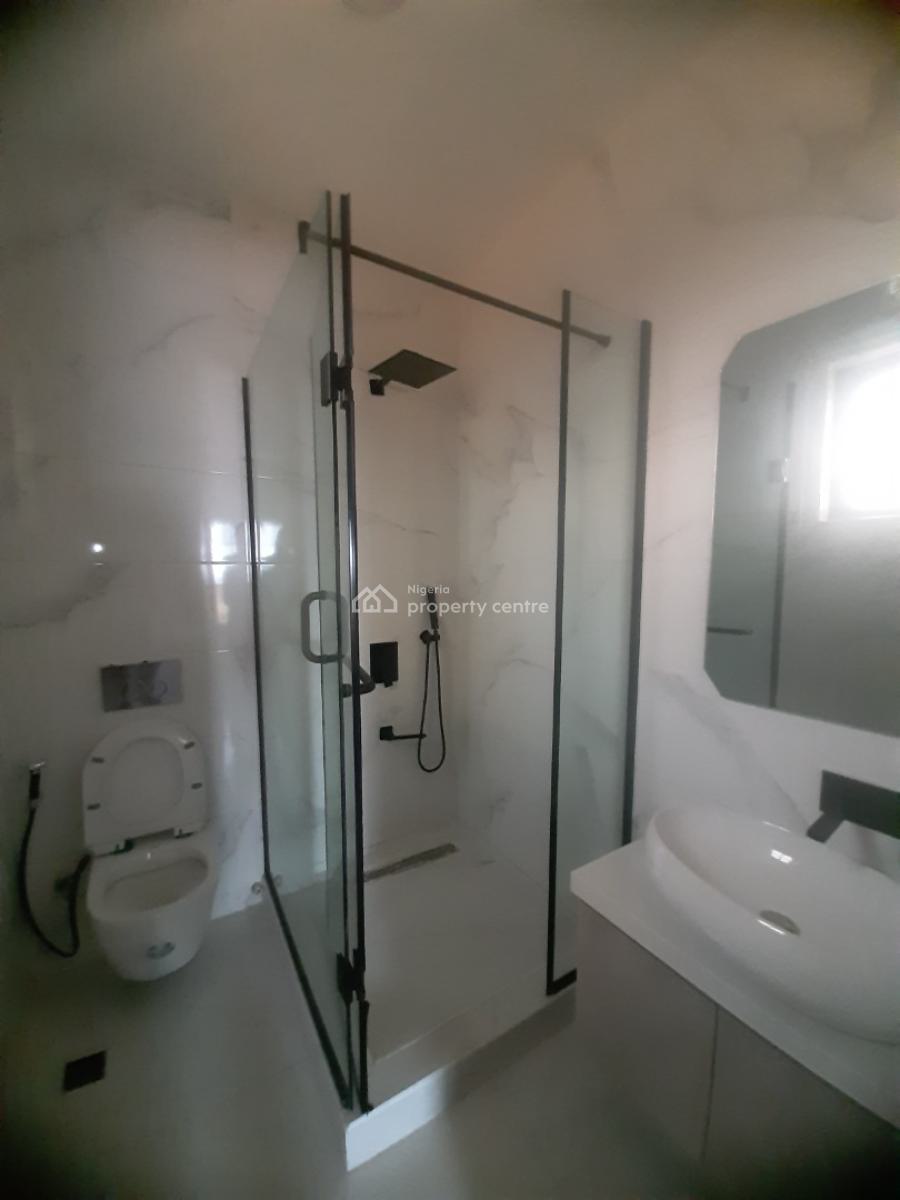 Brand New and Tastefully Furnished and Serviced 2 Bedroom En-suite Fla, Lekki Phase 1, Lekki, Lagos, Flat / Apartment for Rent