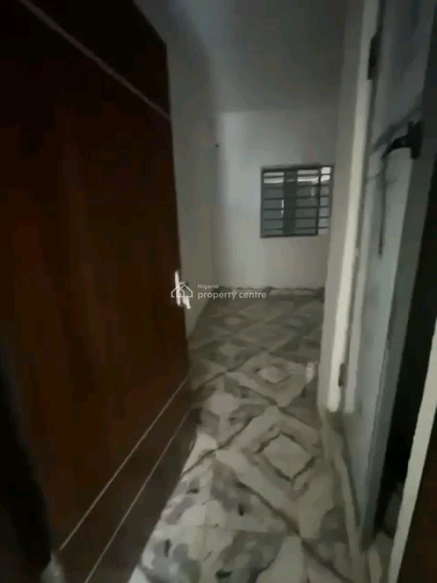a Standard and Decent Miniflat, Groundfloor with 2toilets and Bath, Off Shipeolu Street, Shomolu, Lagos, Mini Flat (room and Parlour) for Rent