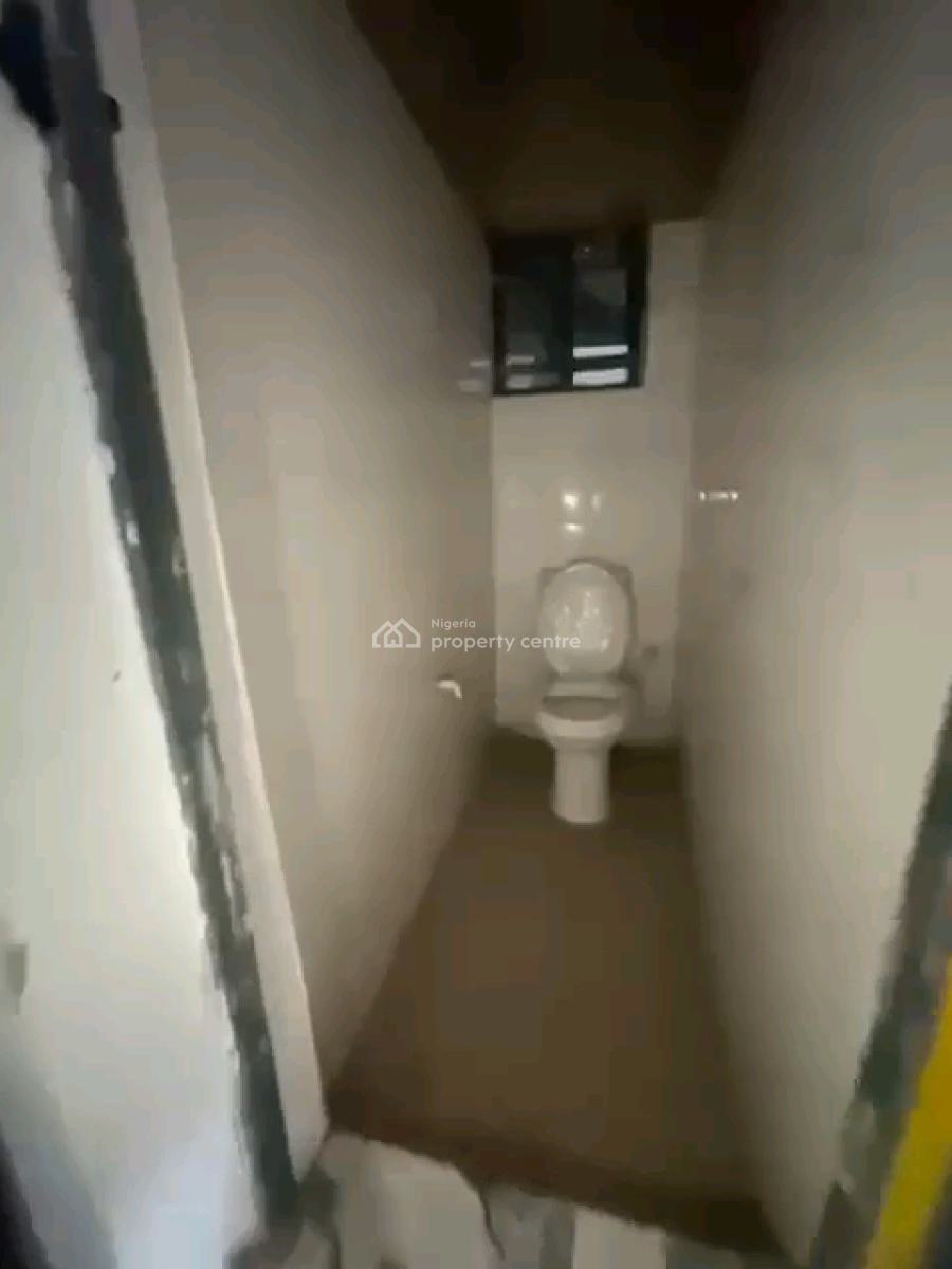 a Standard and Decent Miniflat, Groundfloor with 2toilets and Bath, Off Shipeolu Street, Shomolu, Lagos, Mini Flat (room and Parlour) for Rent