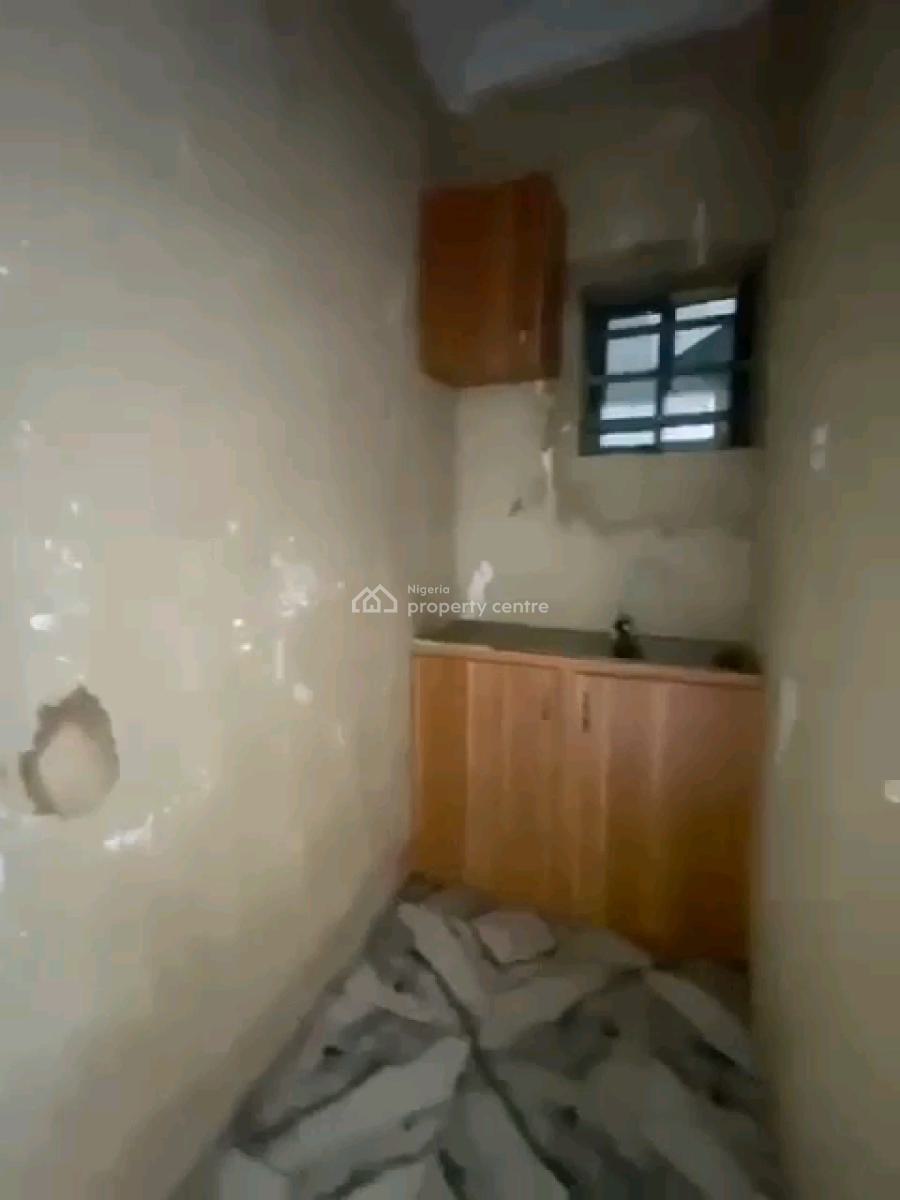 a Standard and Decent Miniflat, Groundfloor with 2toilets and Bath, Off Shipeolu Street, Shomolu, Lagos, Mini Flat (room and Parlour) for Rent