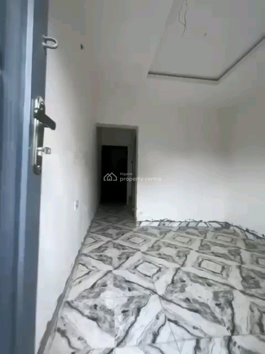 a Standard and Decent Miniflat, Groundfloor with 2toilets and Bath, Off Shipeolu Street, Shomolu, Lagos, Mini Flat (room and Parlour) for Rent