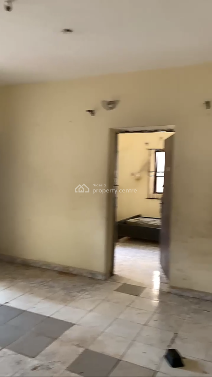 2 Bedroom Flat on The First Floor., Area 1 Garki., Area 1, Garki, Abuja, Flat / Apartment for Rent