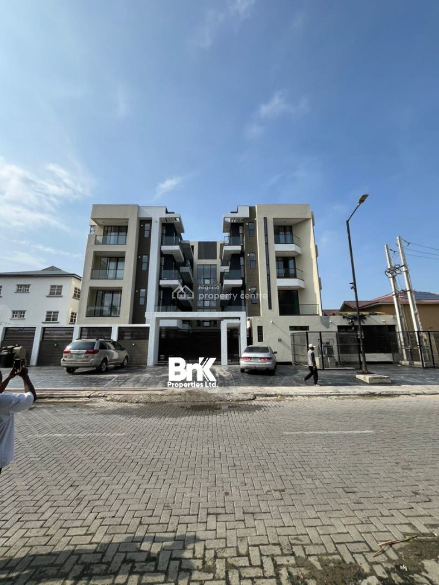 Modern 3-bedroom Apartment with Bq, Lekki Phase 1, Lekki, Lagos, Flat / Apartment for Rent