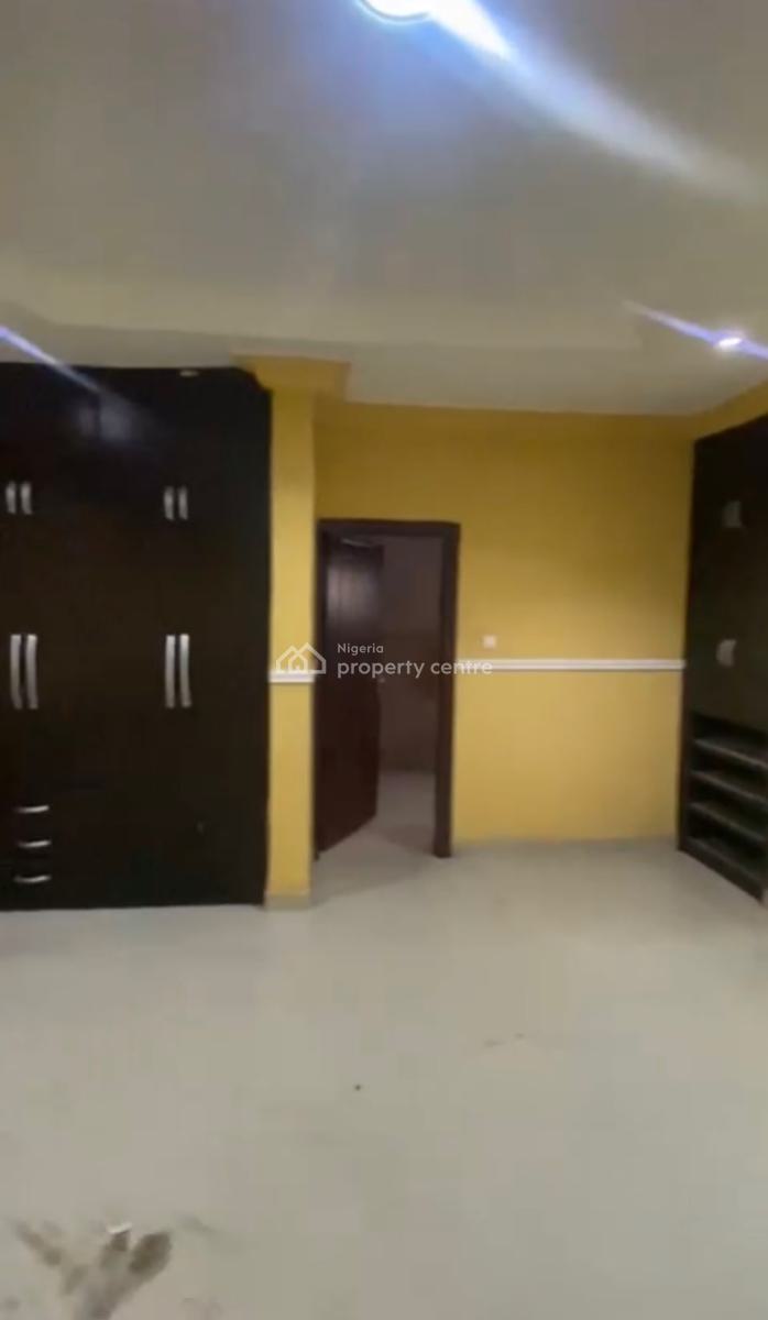 a Standard, Massive, Luxurious 5 Bedroom Duplex, Durumi, Abuja, Terraced Duplex for Rent