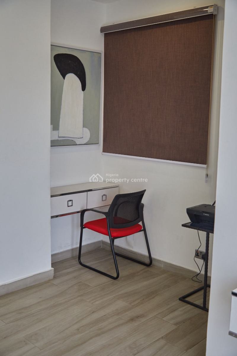 3 Bedroom Penthouse Apartment, Cadogan Estate , Osapa Lekki Lagos, Osapa, Lekki, Lagos, Flat / Apartment for Sale