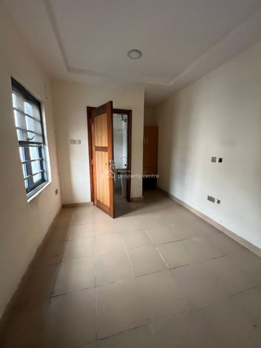 Spacious 2 Bedroom Apartment, @ Ogidan Estate Sangotedo, Sangotedo, Ajah, Lagos, Flat / Apartment for Rent