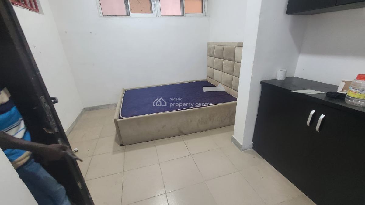 Spacious Serviced Studio Apartment, Pinnock Beach, Osapa, Osapa, Lekki, Lagos, Self Contain (single Rooms) for Rent