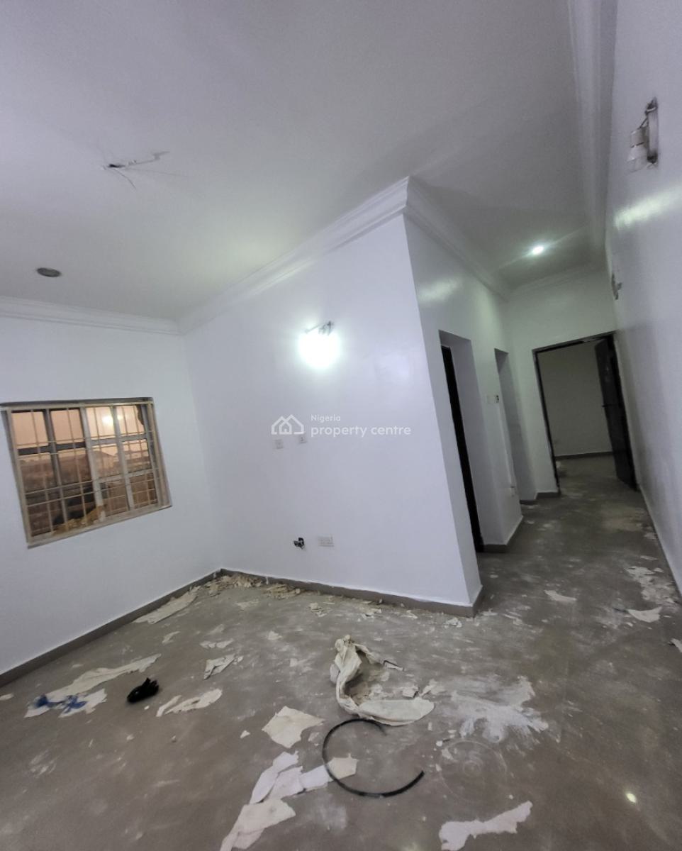 Luxurious, Massive 1 Bedroom Flat, By American International School, Durumi, Abuja, Flat / Apartment for Rent