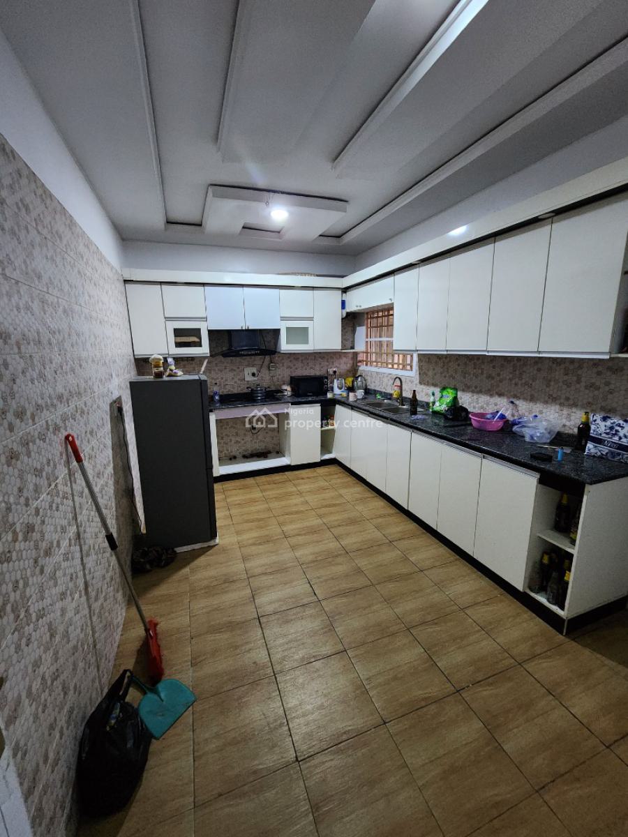 Luxury Two Bedroom Block of Flat, Dawaki District, Dawaki, Gwarinpa, Abuja, Flat / Apartment for Rent