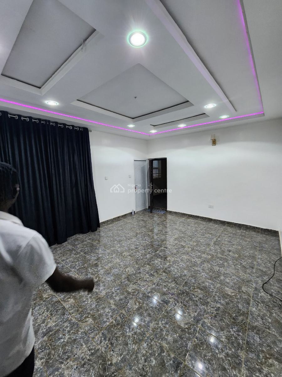 Luxury Two Bedroom Block of Flat, Dawaki District, Dawaki, Gwarinpa, Abuja, Flat / Apartment for Rent