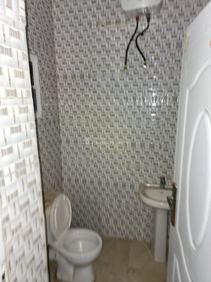 Luxury Two Bedroom Block of Flat, Dawaki District, Dawaki, Gwarinpa, Abuja, Flat / Apartment for Rent