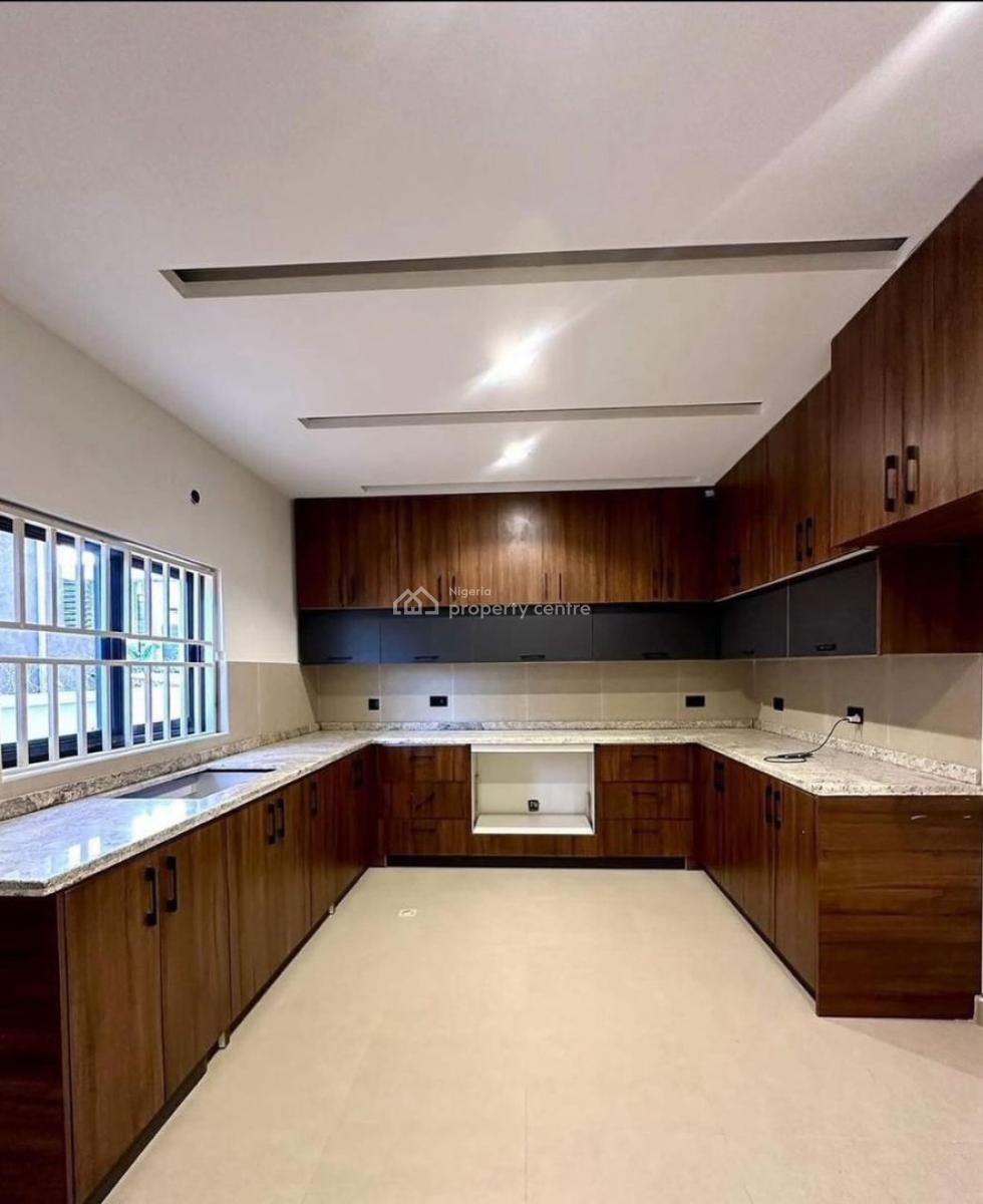 5 Bedroom Terrace with One Bq, Jahi, Abuja, Terraced Duplex for Sale