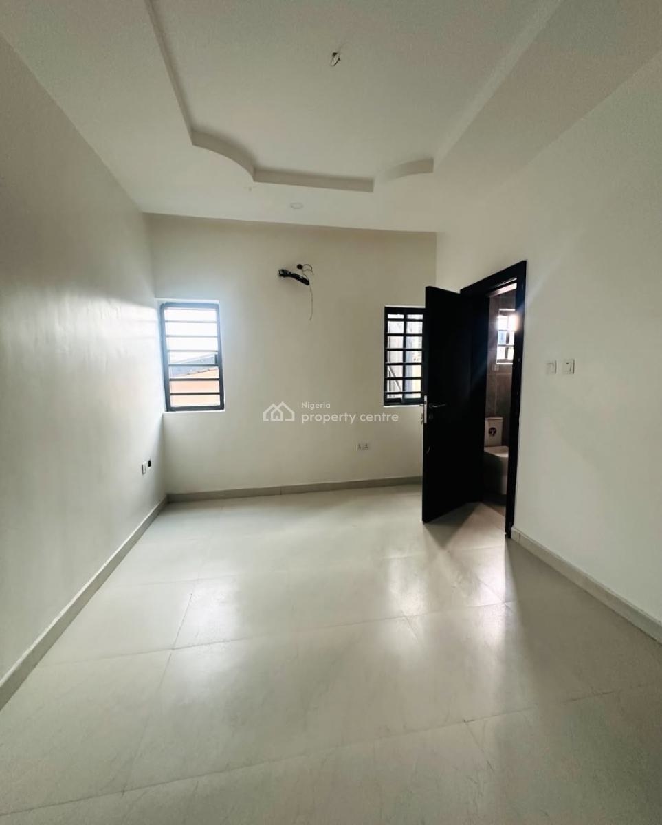Deluxe 4 Bed Semi Detached Duplex with Bq, in an Estate, Gbagada, Lagos, Semi-detached Duplex for Sale