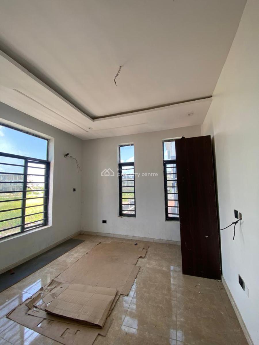 Luxury 6units 3-bedroom Apartment, Lekki Phase 1, Lekki, Lagos, Block of Flats for Sale