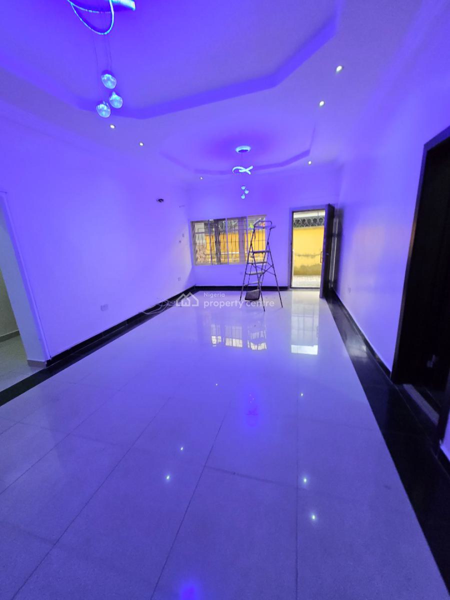 Self Service 2 Bedroom Apartment, Lekki Phase 1, Lekki, Lagos, Flat / Apartment for Rent