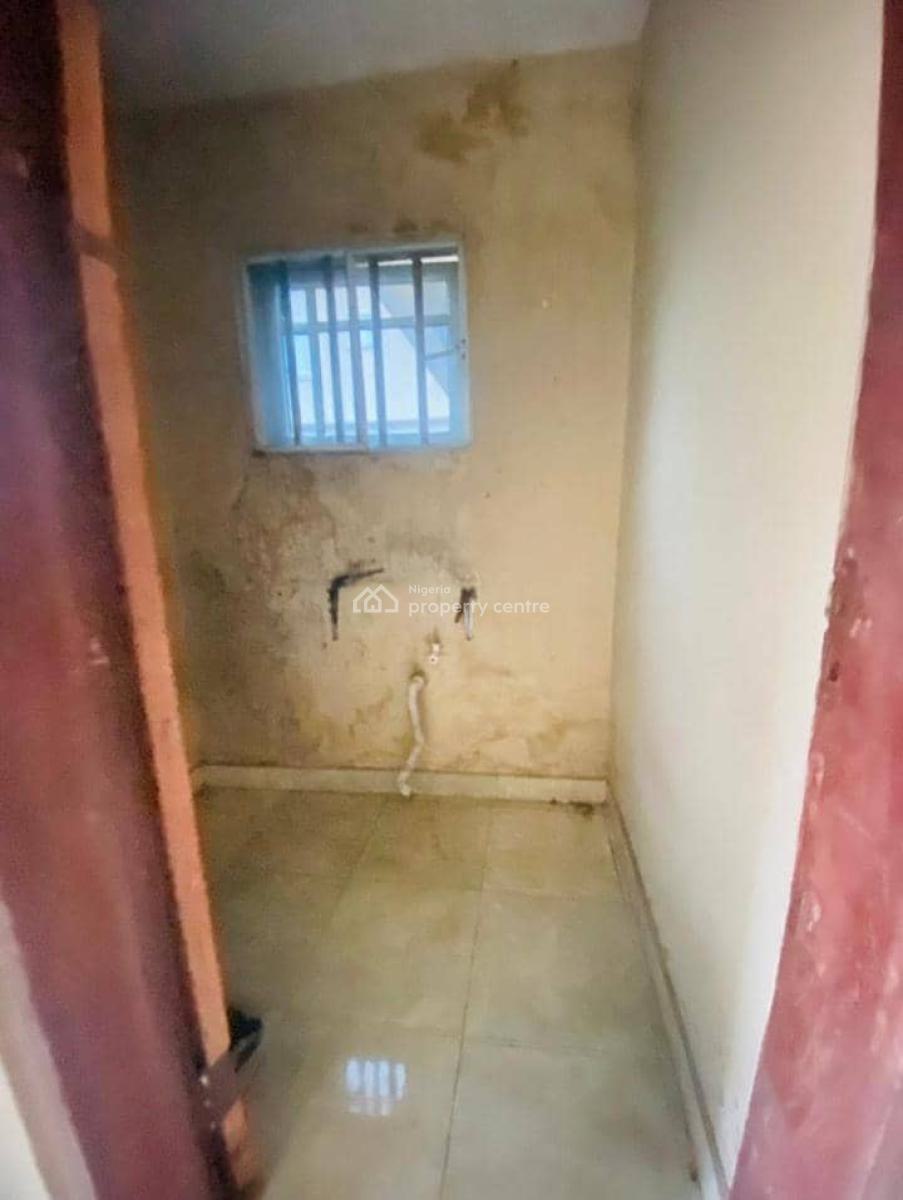 Spacious Selfcon Available, Awoyaya, Ibeju Lekki, Lagos, Self Contain (single Rooms) for Rent