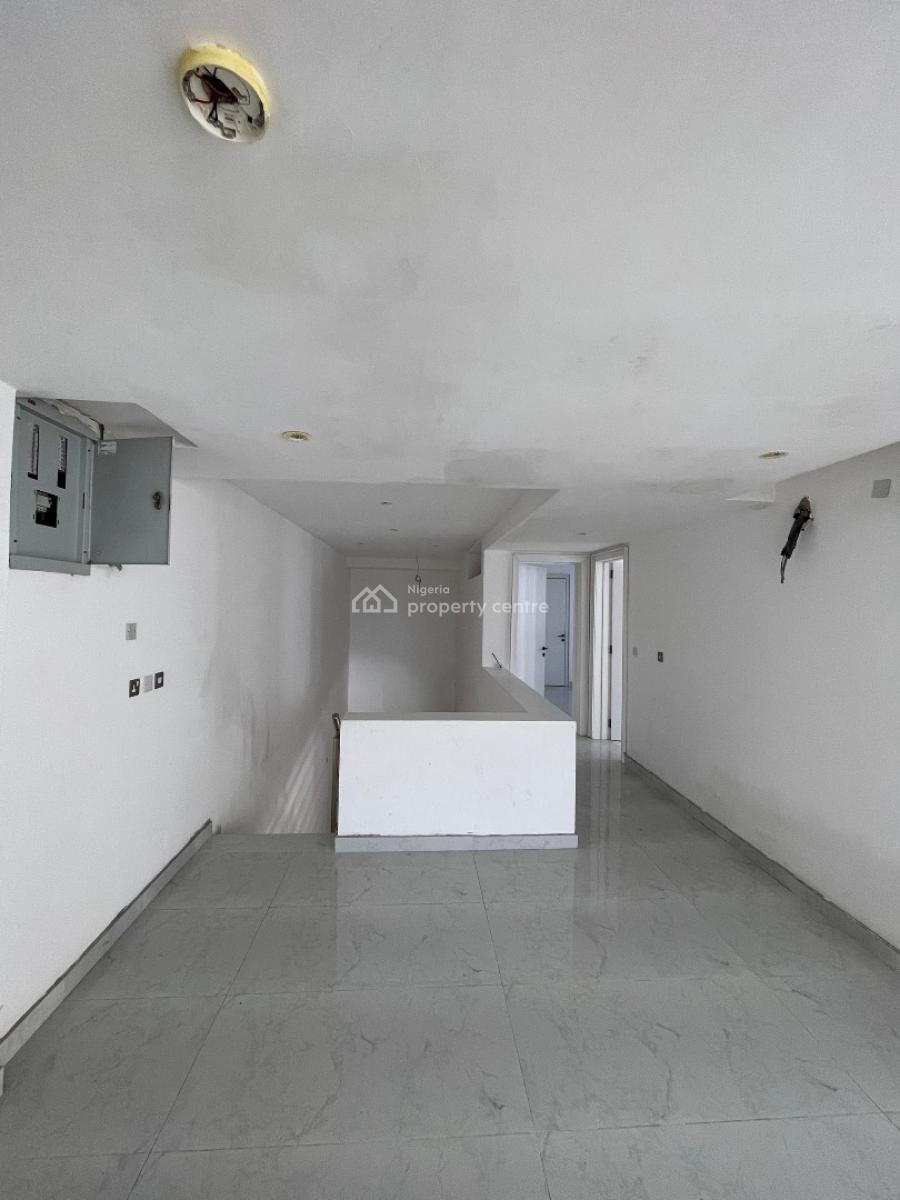 Aesthetically Pleasing 4 Bedroom Penthouse with in a Serene Environ, Victoria Island (vi), Lagos, Flat / Apartment for Sale