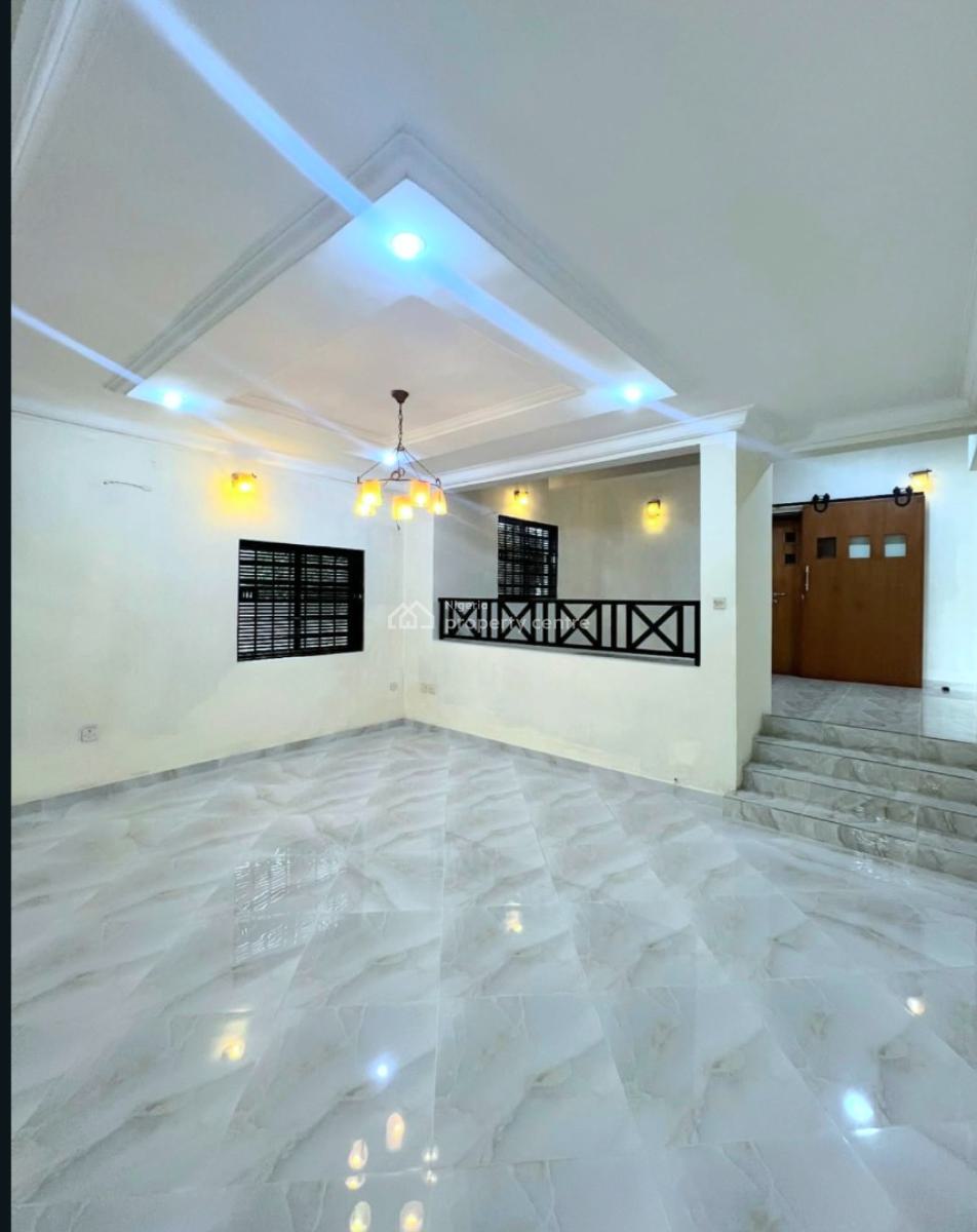 5 Bedroom Duplex, Lekki Phase 1, Lekki, Lagos, Semi-detached Duplex for Rent