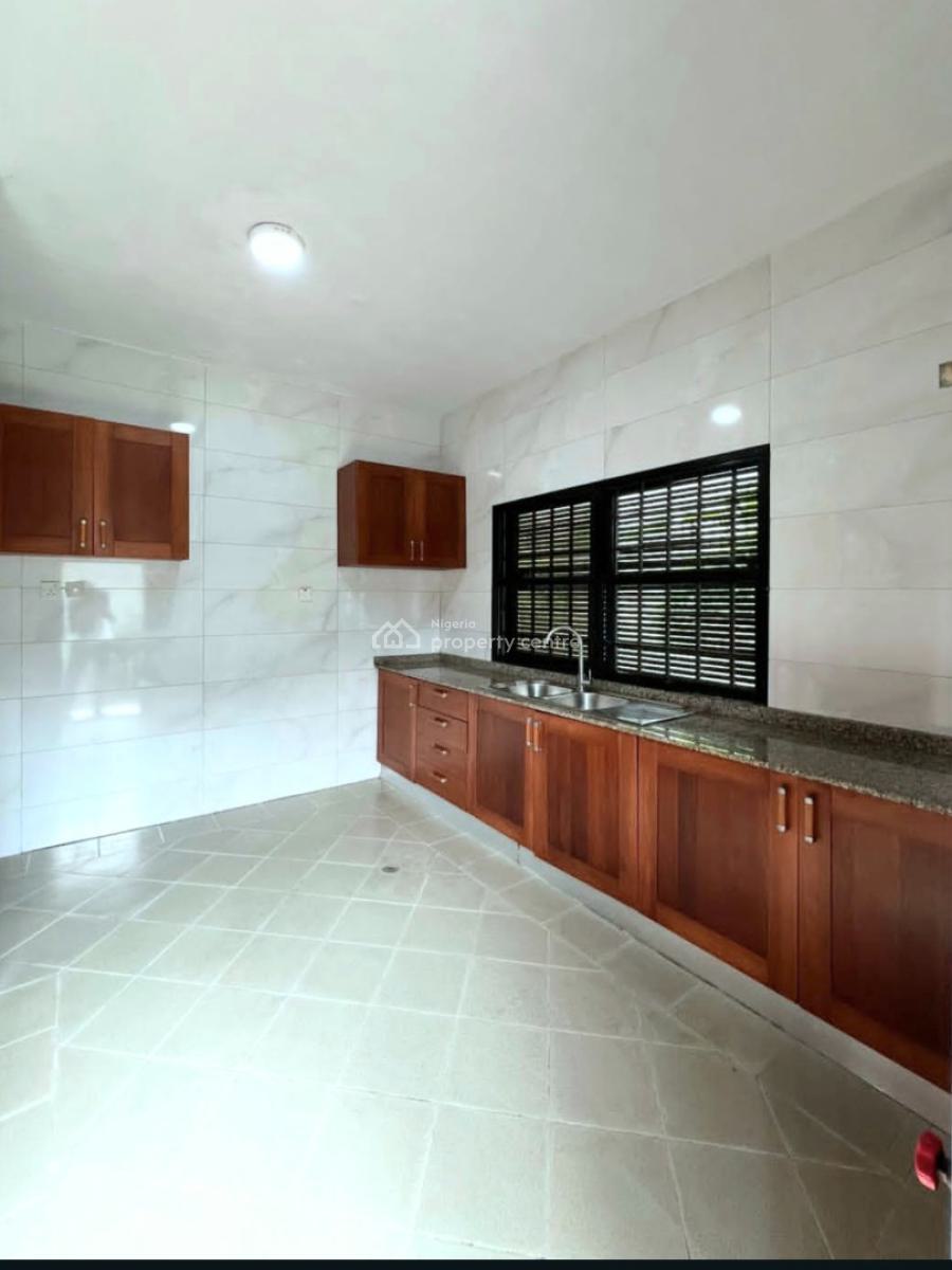 5 Bedroom Duplex, Lekki Phase 1, Lekki, Lagos, Semi-detached Duplex for Rent