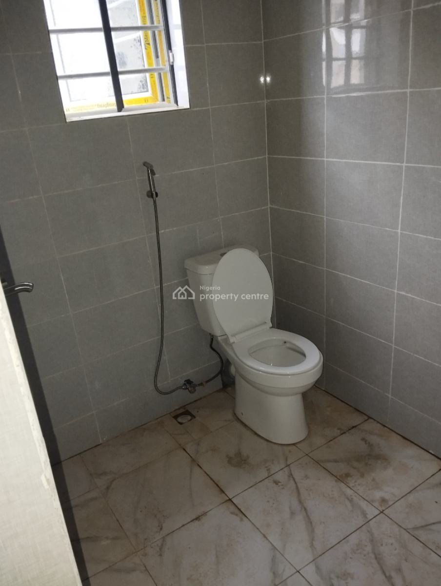 Brand and Well Built 2 Bedrooms Block of Flat, Fo1, Kubwa, Fo1 Layout, Kubwa, Abuja, Flat / Apartment for Rent