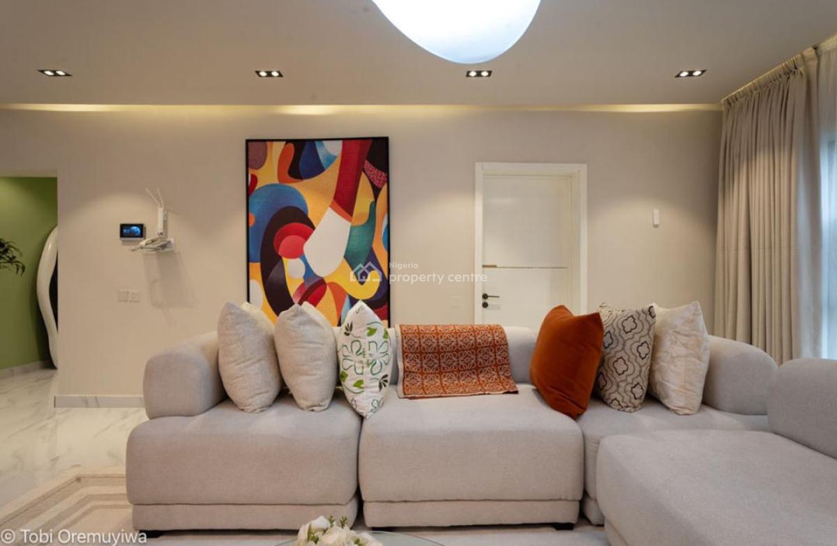 Brand New Cozy 2 Bedroom Apartment with Ps5, Treadmill, Bathrobe & Ba, Lekki Phase 1, Lekki, Lagos, Flat / Apartment Short Let