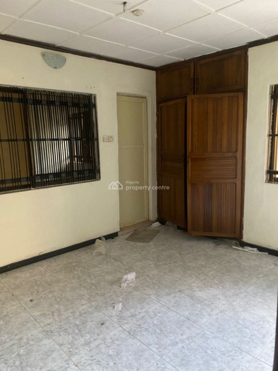 3 Bedroom Terrace House, Diamond Estate By Cmd Road., Gra Phase 2, Magodo, Lagos, Terraced Duplex for Rent