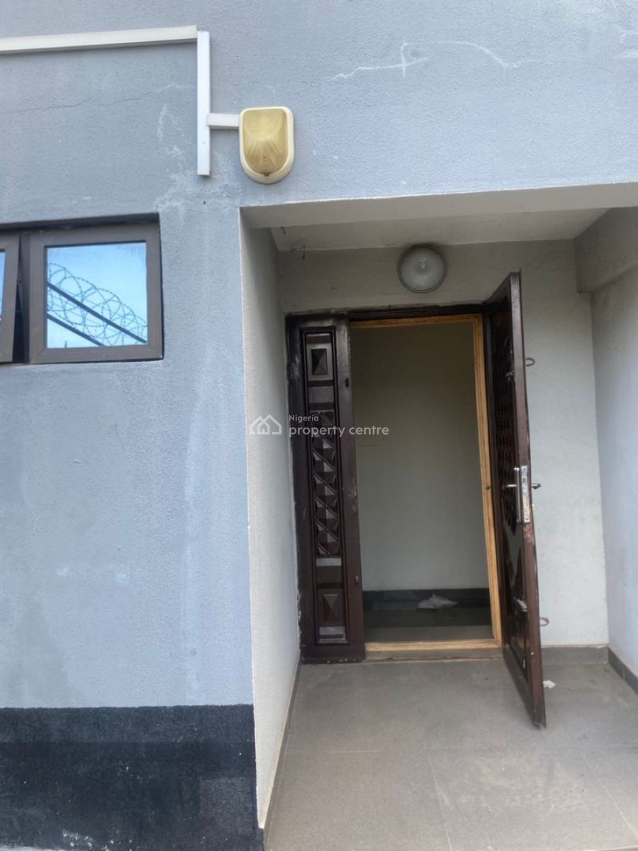 3 Bedroom Terrace House, Diamond Estate By Cmd Road., Gra Phase 2, Magodo, Lagos, Terraced Duplex for Rent