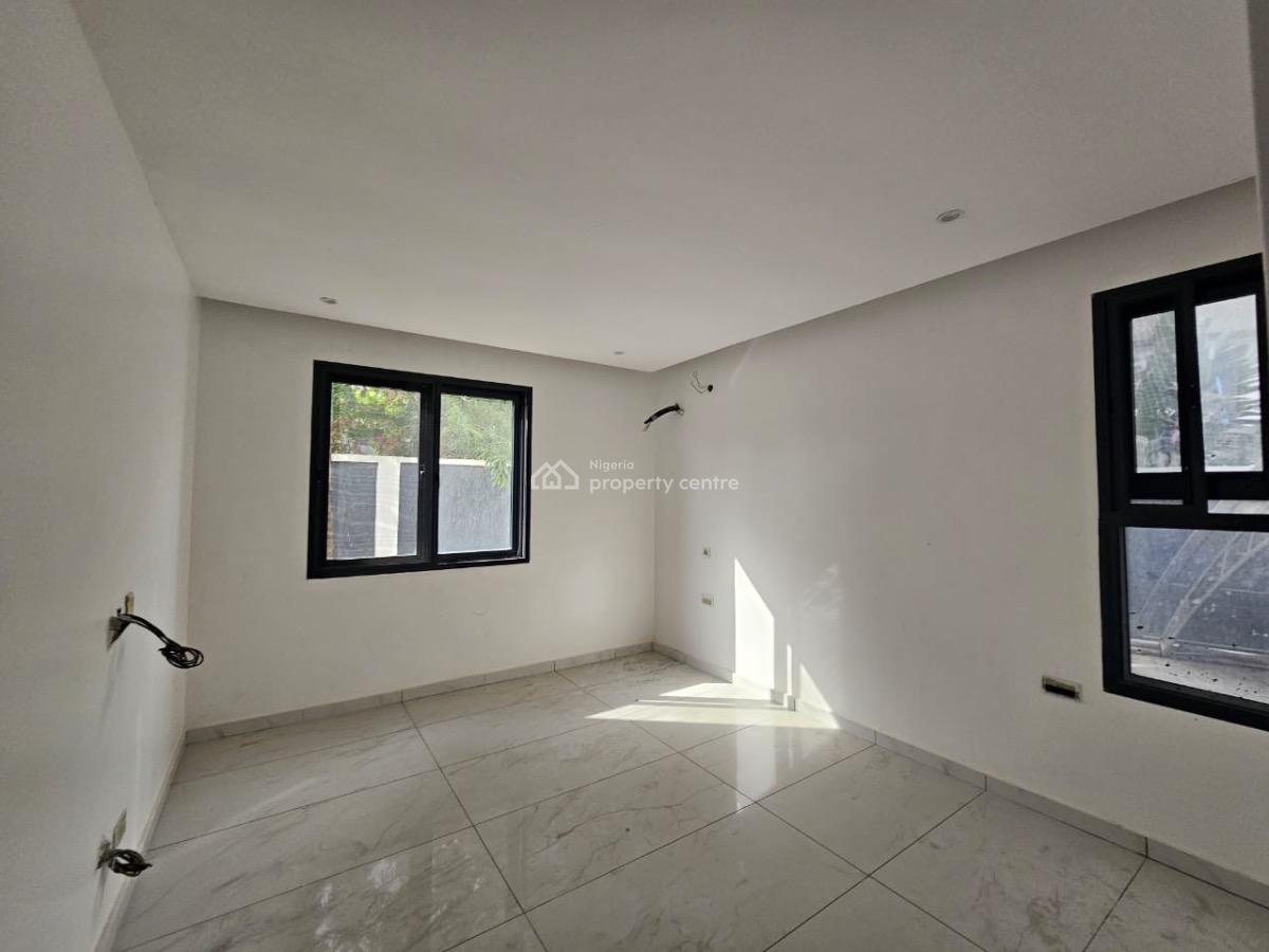 4 Bedroom Maisonette with 2 Rooms Bq, Elevator, Gym and Swimming Pool, Old Ikoyi, Ikoyi, Lagos, Flat / Apartment for Sale