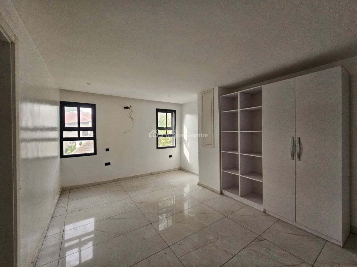 4 Bedroom Maisonette with 2 Rooms Bq, Elevator, Gym and Swimming Pool, Old Ikoyi, Ikoyi, Lagos, Flat / Apartment for Sale