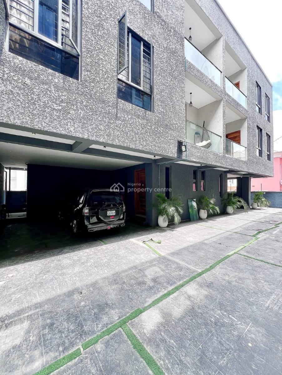 Four Bedroom Terrace Duplex with Bq, Lekki Phase 1, Lekki, Lagos, Terraced Duplex for Sale