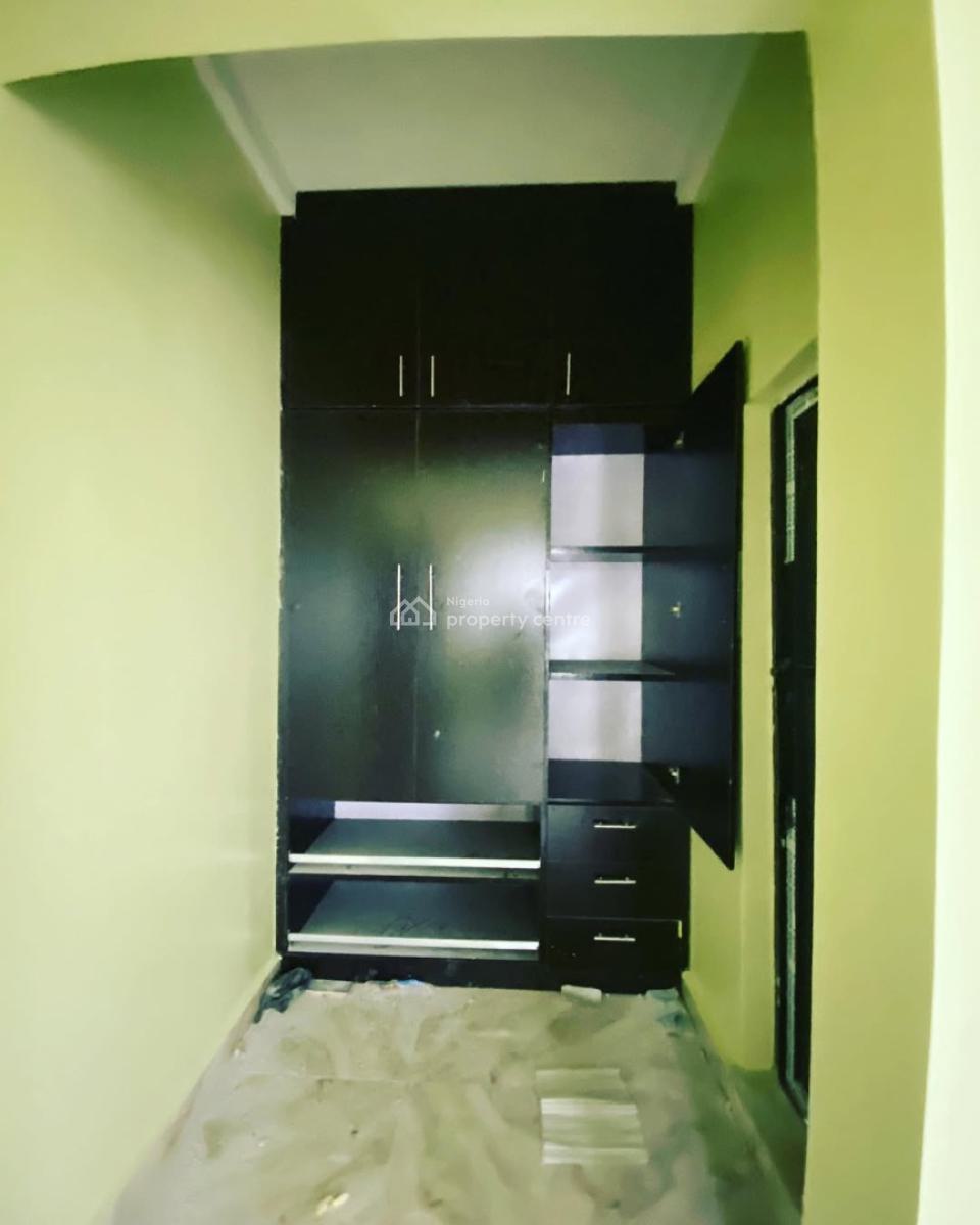 Well Finished 3 Bedroom Apartment with Sophisticated Features, Kings Estate Off Rumuokwurusi Tank Flyover By Eneka Link Road, Port Harcourt, Rivers, Flat / Apartment for Rent