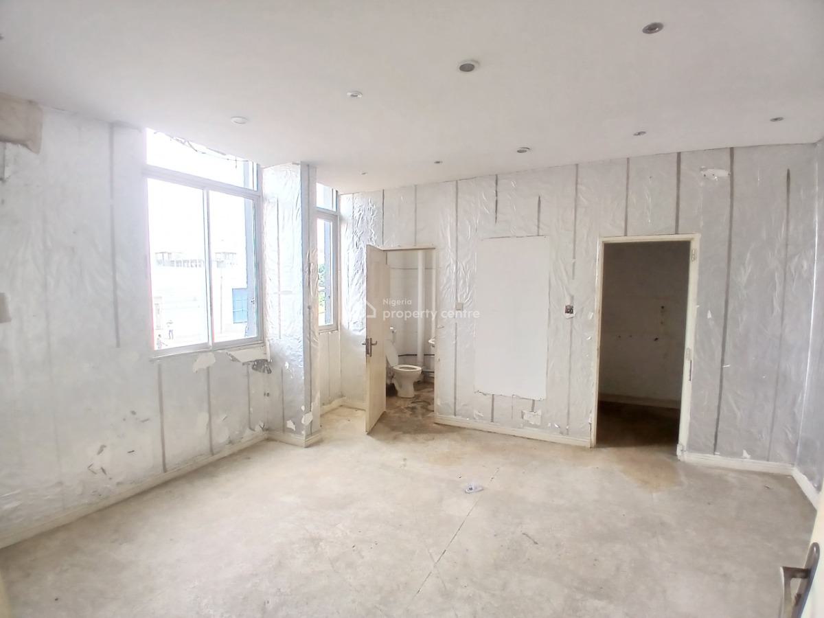 Lovely Commercial 3 Bedroom Apartment, Victoria Island (vi), Lagos, Office Space for Rent