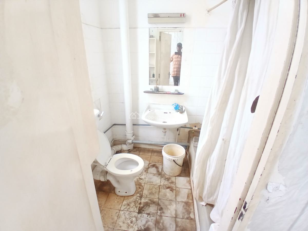 Lovely Commercial 3 Bedroom Apartment, Victoria Island (vi), Lagos, Office Space for Rent