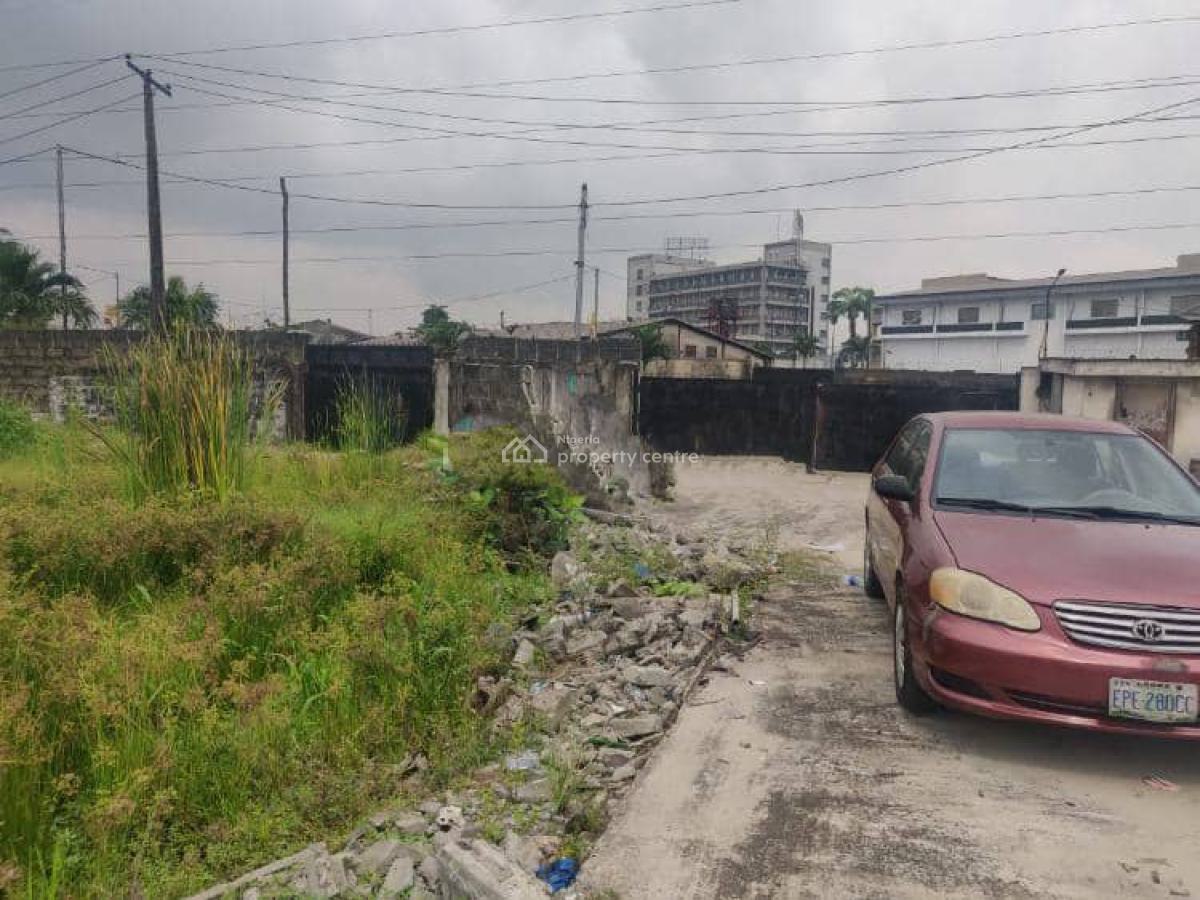 Large Expans of Land Available in a Good Location, Surulere, Eric Moore, Surulere, Lagos, Commercial Land for Sale