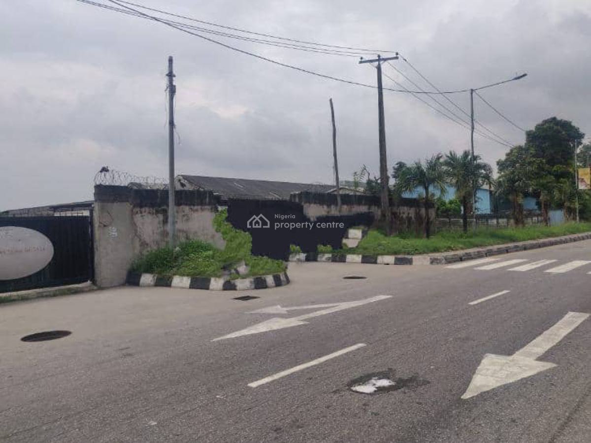 Large Expans of Land Available in a Good Location, Surulere, Eric Moore, Surulere, Lagos, Commercial Land for Sale