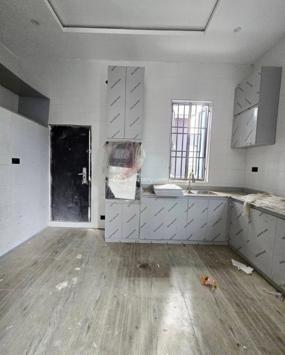 Contemporary 5 Bedroom Semi-detached Duplex with Bq, Ikate Elegushi, Lekki, Lagos, Semi-detached Duplex for Sale
