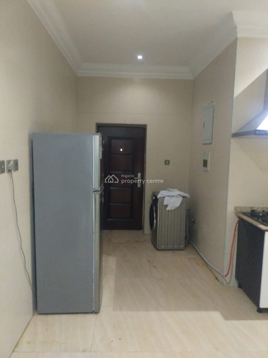 3 Bedroom Flat @ Banana Island Road with Bq, Banana Island Road, Banana Island, Ikoyi, Lagos, Block of Flats for Sale