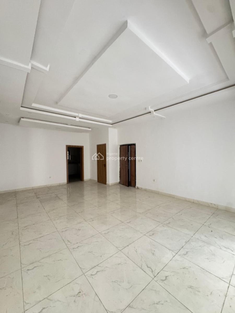 Spacious 2bedroom Apartments in a Well Secured Location, Lekki Phase 1, Lekki, Lagos, Flat / Apartment for Sale