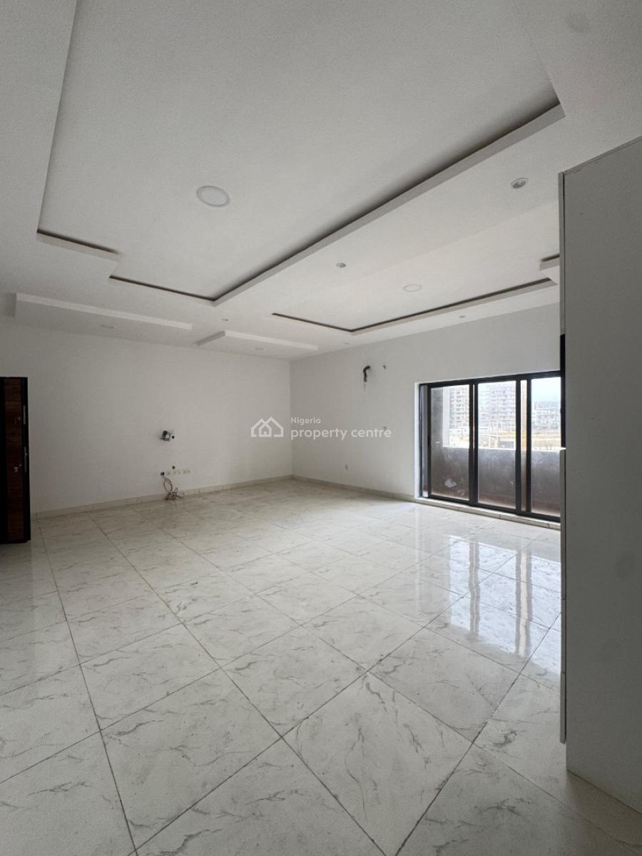 Spacious  3 Bedroom Apartments in a Well Secured Investment Corridor, Lekki Phase 1, Lekki, Lagos, Flat / Apartment for Sale