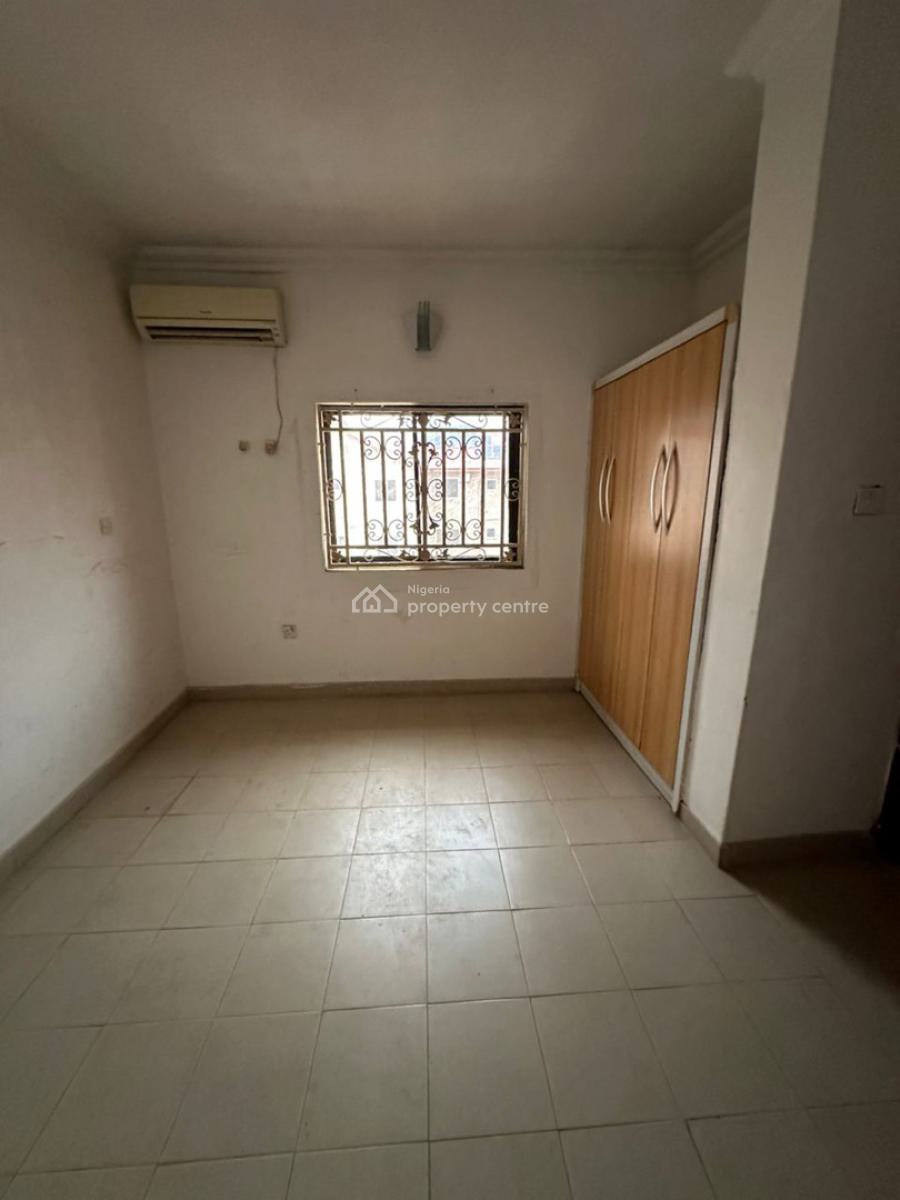 Beautiful 3 Bedroom Spacious Apartment,bq ,strictly for Office Use, Serene Neighborhood, Wuse 2, Abuja, Flat / Apartment for Rent
