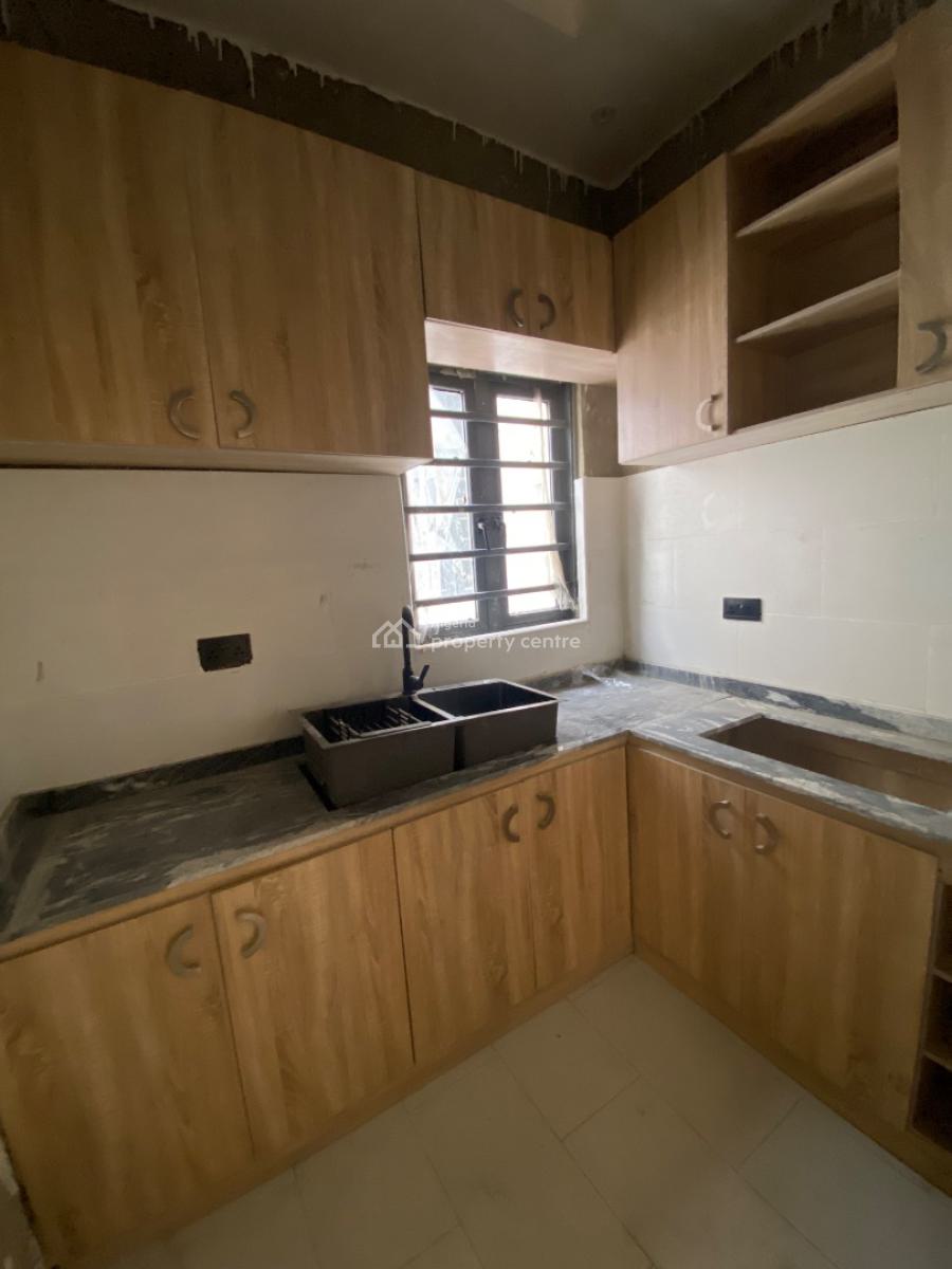 New Luxury Serviced 1 Bedroom Penthouse Flat with Inveter & 24hrs Ligh, Lekki Palm City, Ajah, Lagos, Mini Flat (room and Parlour) for Rent