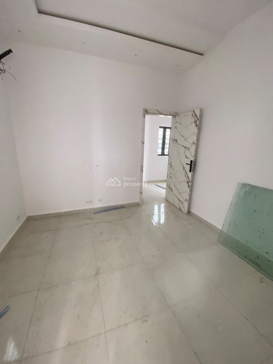 New Luxury Serviced 1 Bedroom Penthouse Flat with Inveter & 24hrs Ligh, Lekki Palm City, Ajah, Lagos, Mini Flat (room and Parlour) for Rent