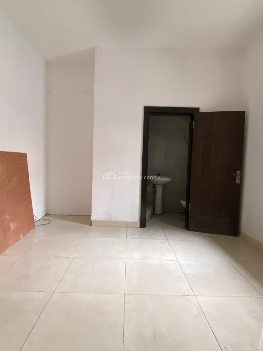 Luxury Serviced Mini Flat Canal West Estate, Osapa London Canal West Estate, Ground Floor, Osapa, Lekki, Lagos, Mini Flat (room and Parlour) for Rent