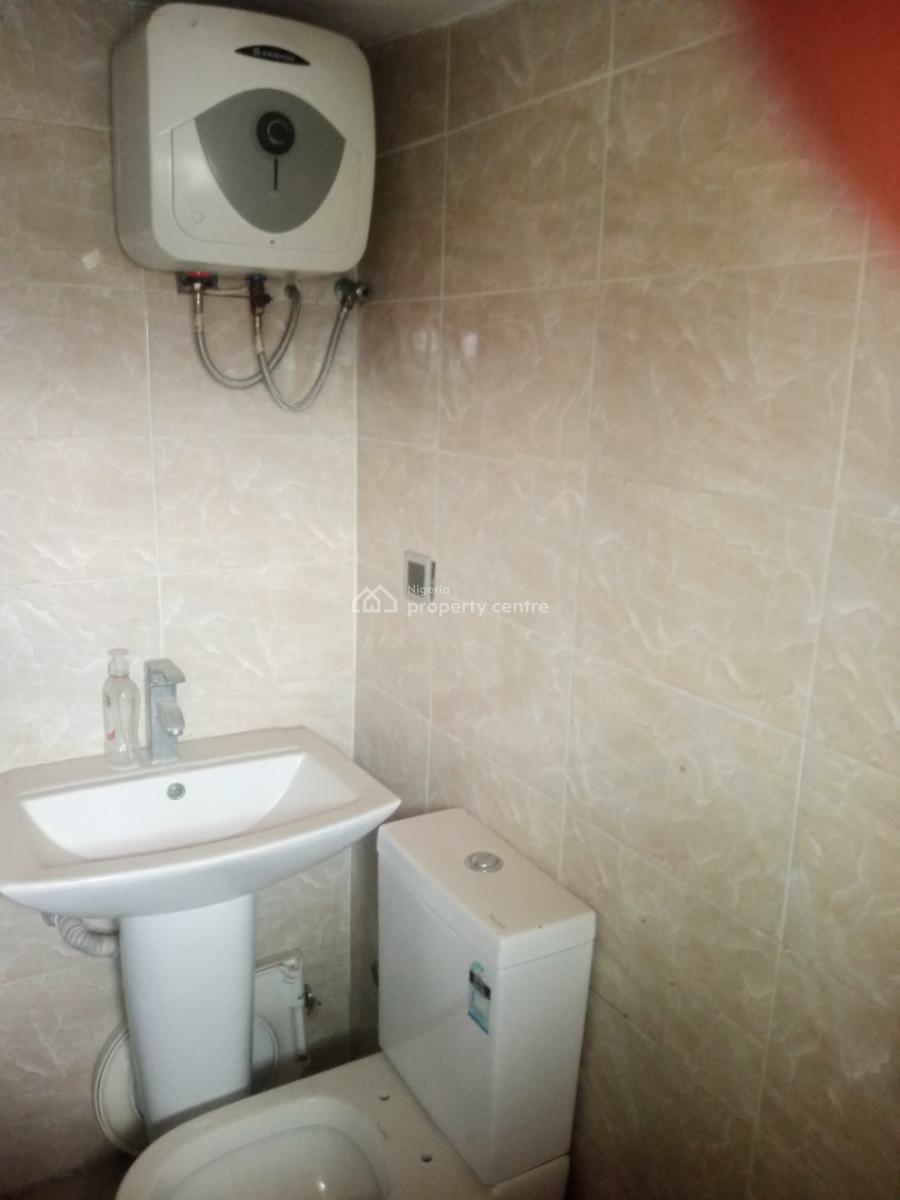 Standard and Spacious 2 Bedroom Apartment, Badore, Ajah, Lagos, Flat / Apartment for Rent