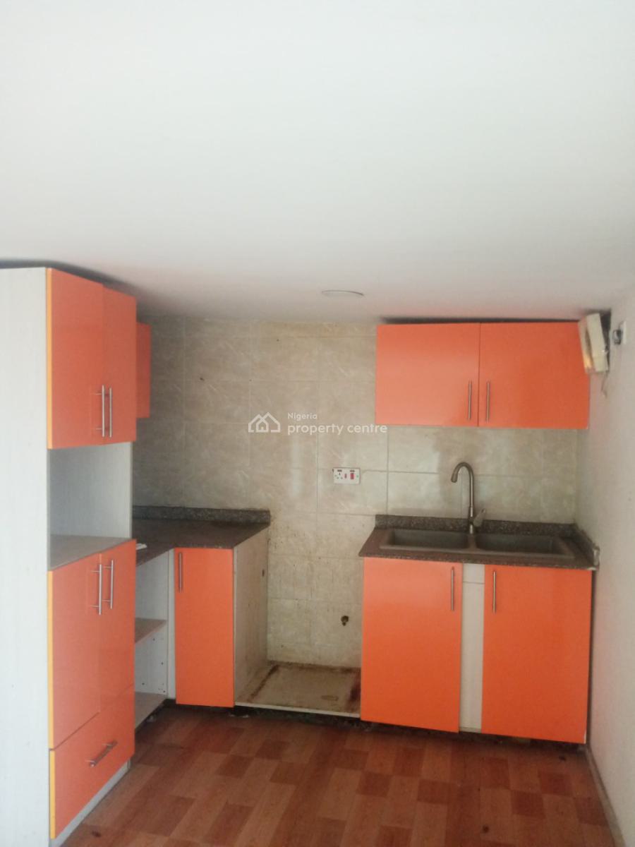 Standard and Spacious 2 Bedroom Apartment, Badore, Ajah, Lagos, Flat / Apartment for Rent