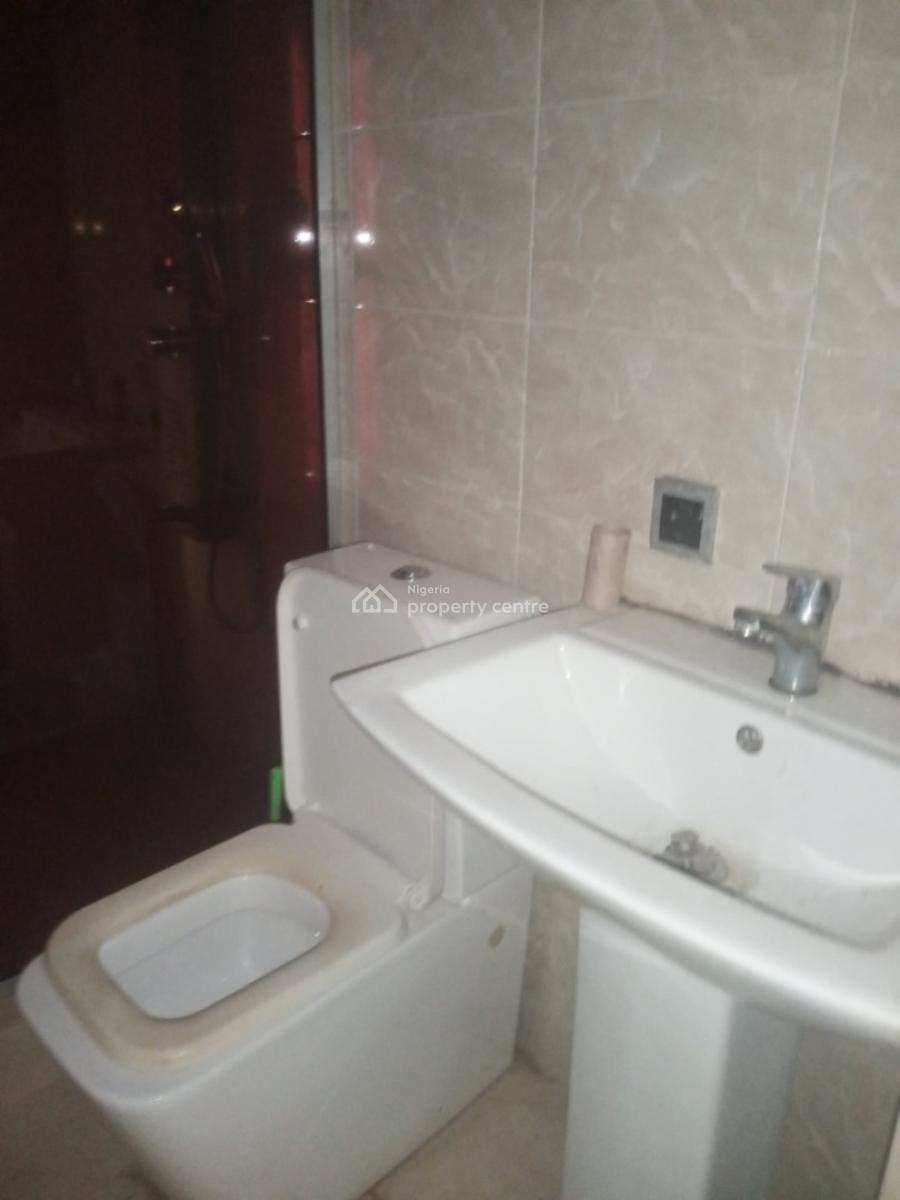 Standard and Spacious 3 Bedroom Apartment, Badore, Ajah, Lagos, Flat / Apartment for Rent