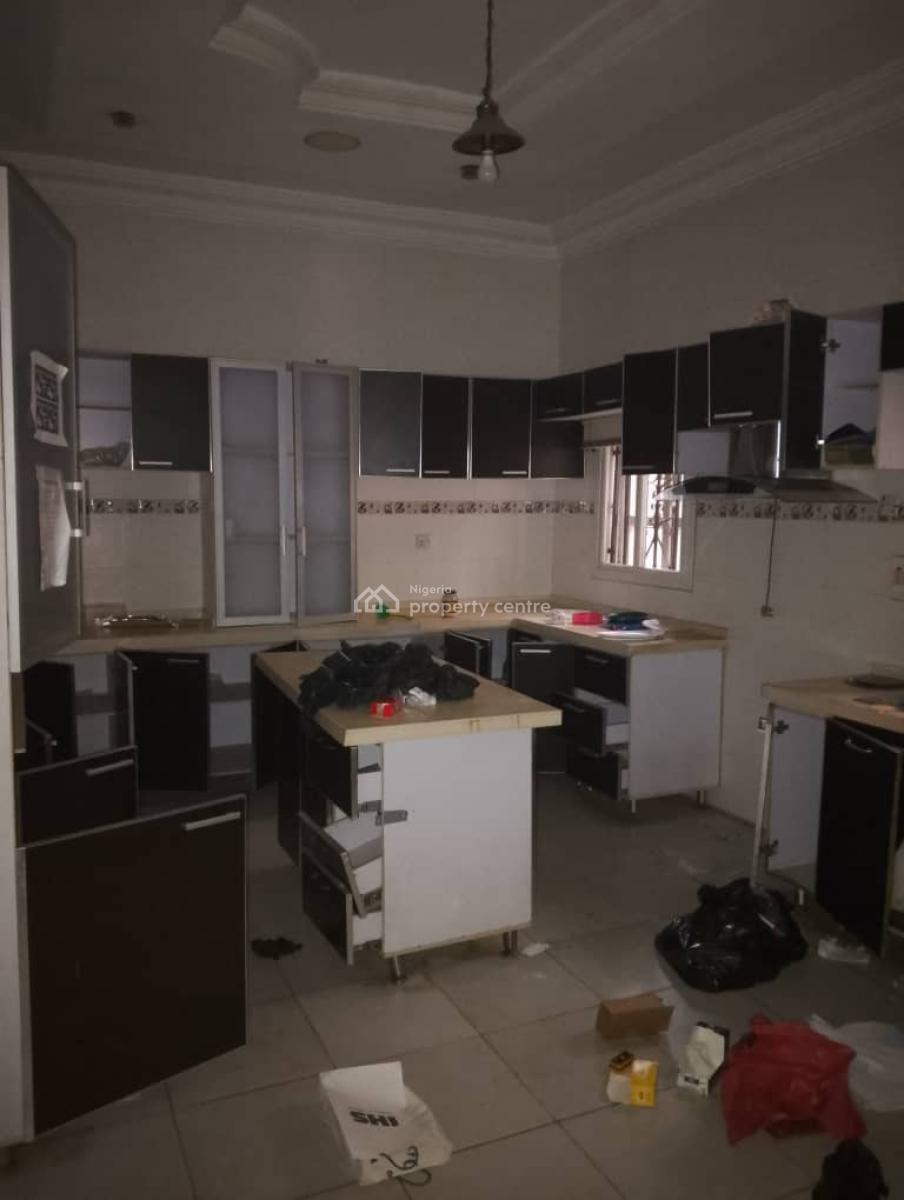 Spacious Self Serviced 5 Bedroom Detached House + 2 Rooms Bq, Lekki Phase 1, Lekki, Lagos, Detached Duplex for Rent