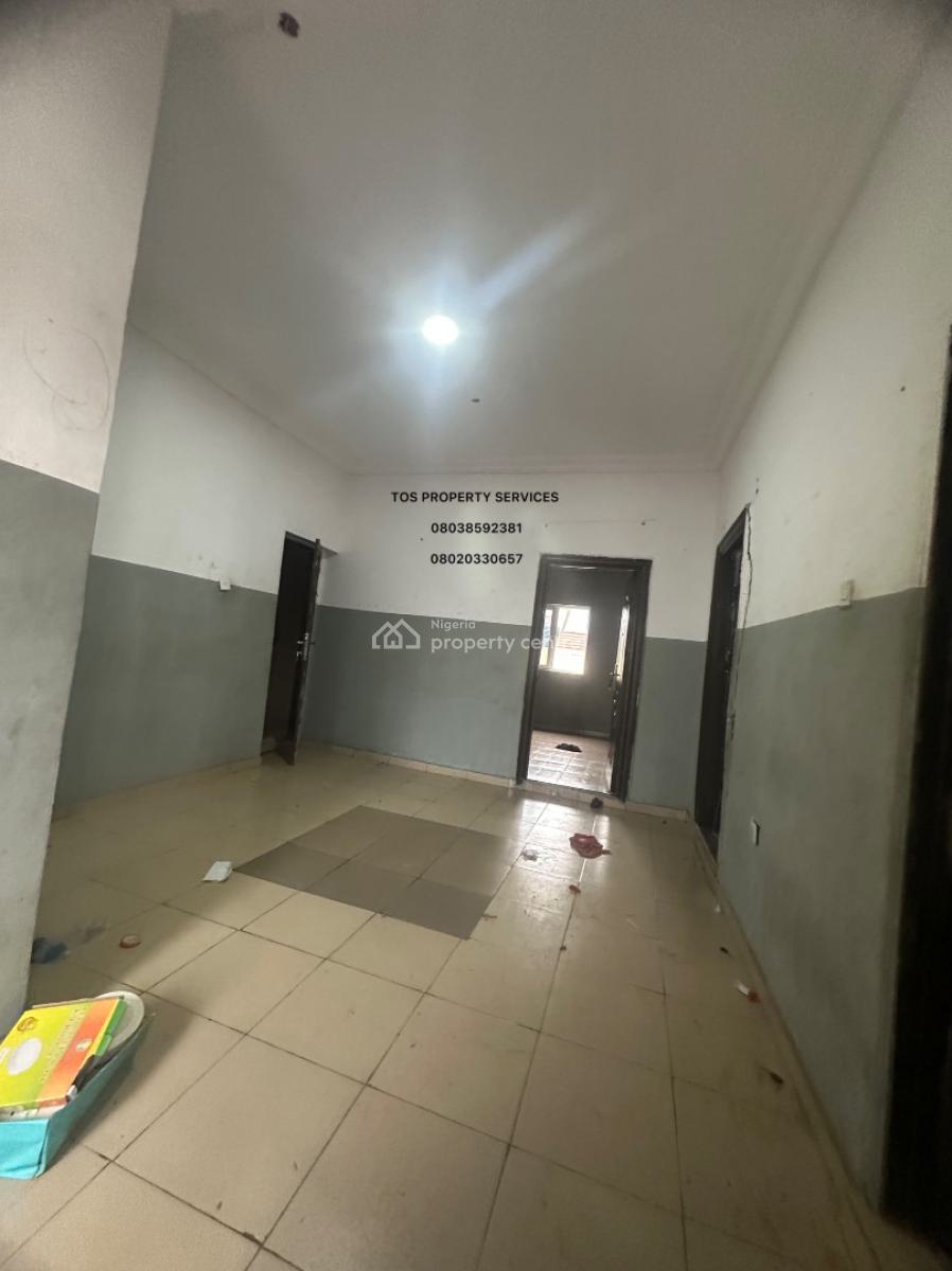 2 Bedroom All Rooms Ensuite Flat, Sabo-alagomeji, Alagomeji, Yaba, Lagos, Flat / Apartment for Rent