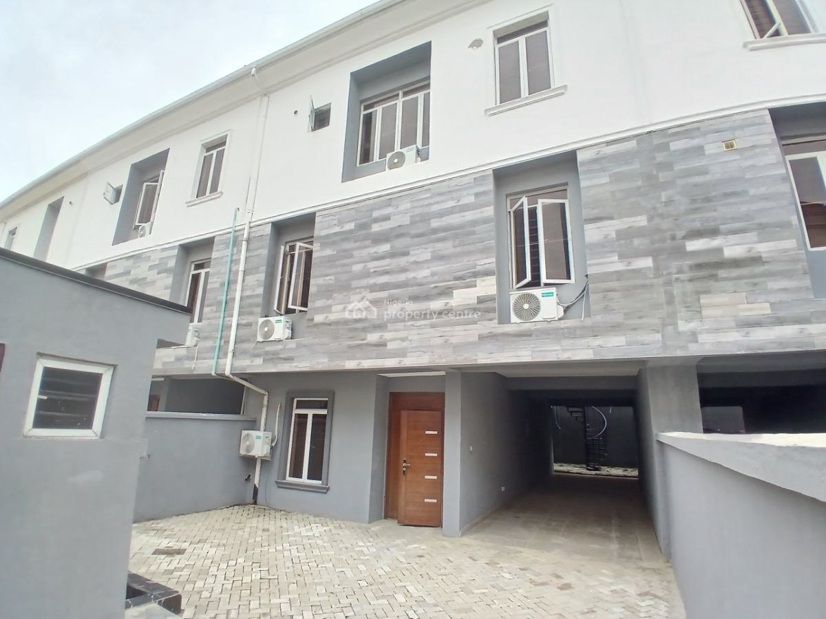 Neatly Maintained 5 Bedroom Semi-detached House, Lekki Phase 1, Lekki, Lagos, Semi-detached Duplex for Rent